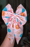 Smiley sailor bow