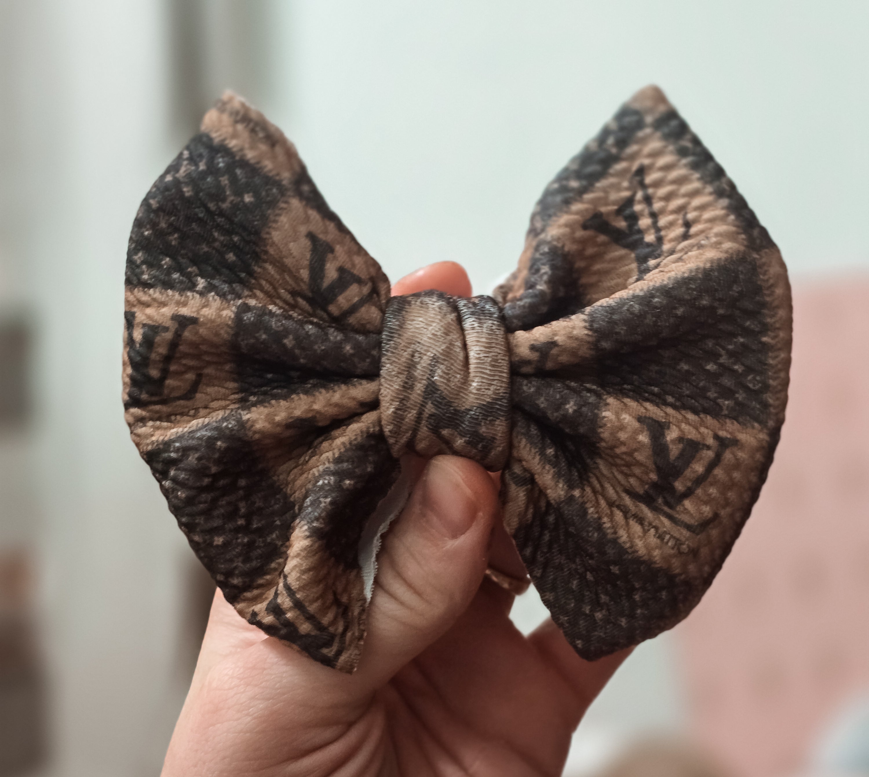 LV